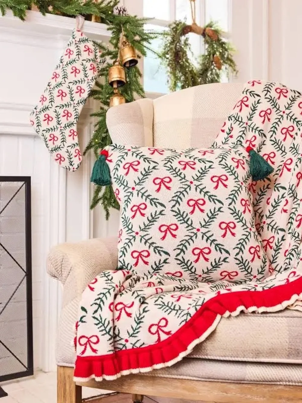 Mary Square Holiday Trellis Throw Blanket